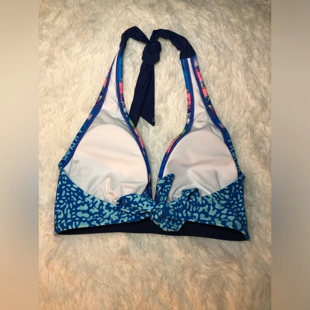 🩷🦋Colorful Halter Bikini Top size Small🦋🩷